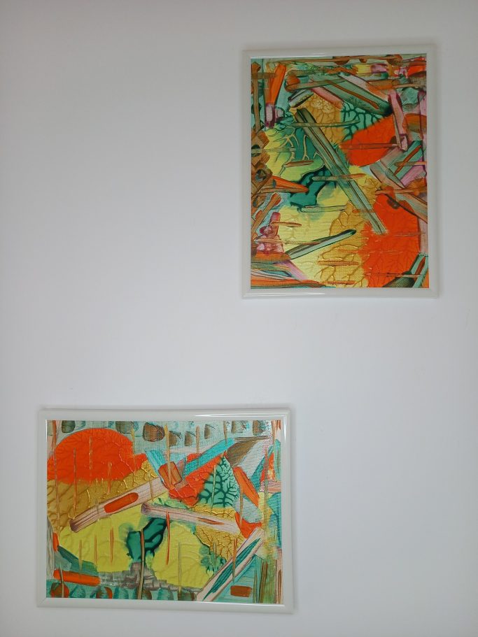 "Energie tropicale " Deux affiches colorées aux motifs abstraits et géométriques, sur fond clair.